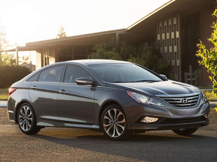  Hyundai Sonata 2013 года  (US) (фото 7 из 11)
